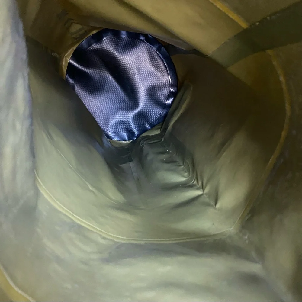 Heeta 10L Waterproof Dry Bag Olive Green - Picture 6 of 7